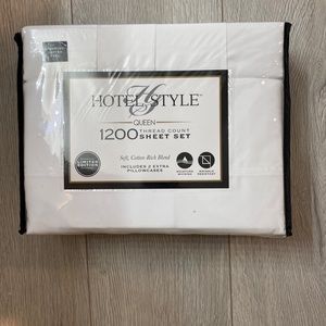 NWT white queen sheet set, 1200 thread count